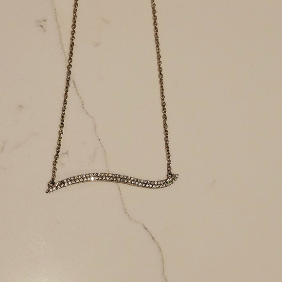 Beautiful 4 Necklace Bundle! - Picture 4 of 10